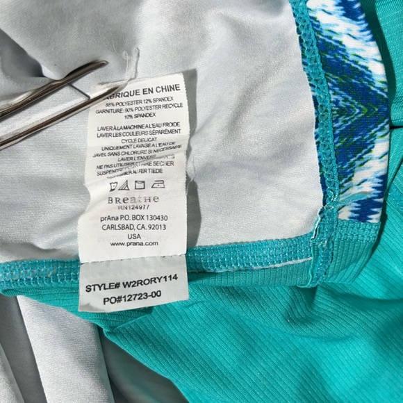 Prana Long Sleeved Rash Guard Swim Shirt Polyester Aqua XL B6 - Picture 7 of 10